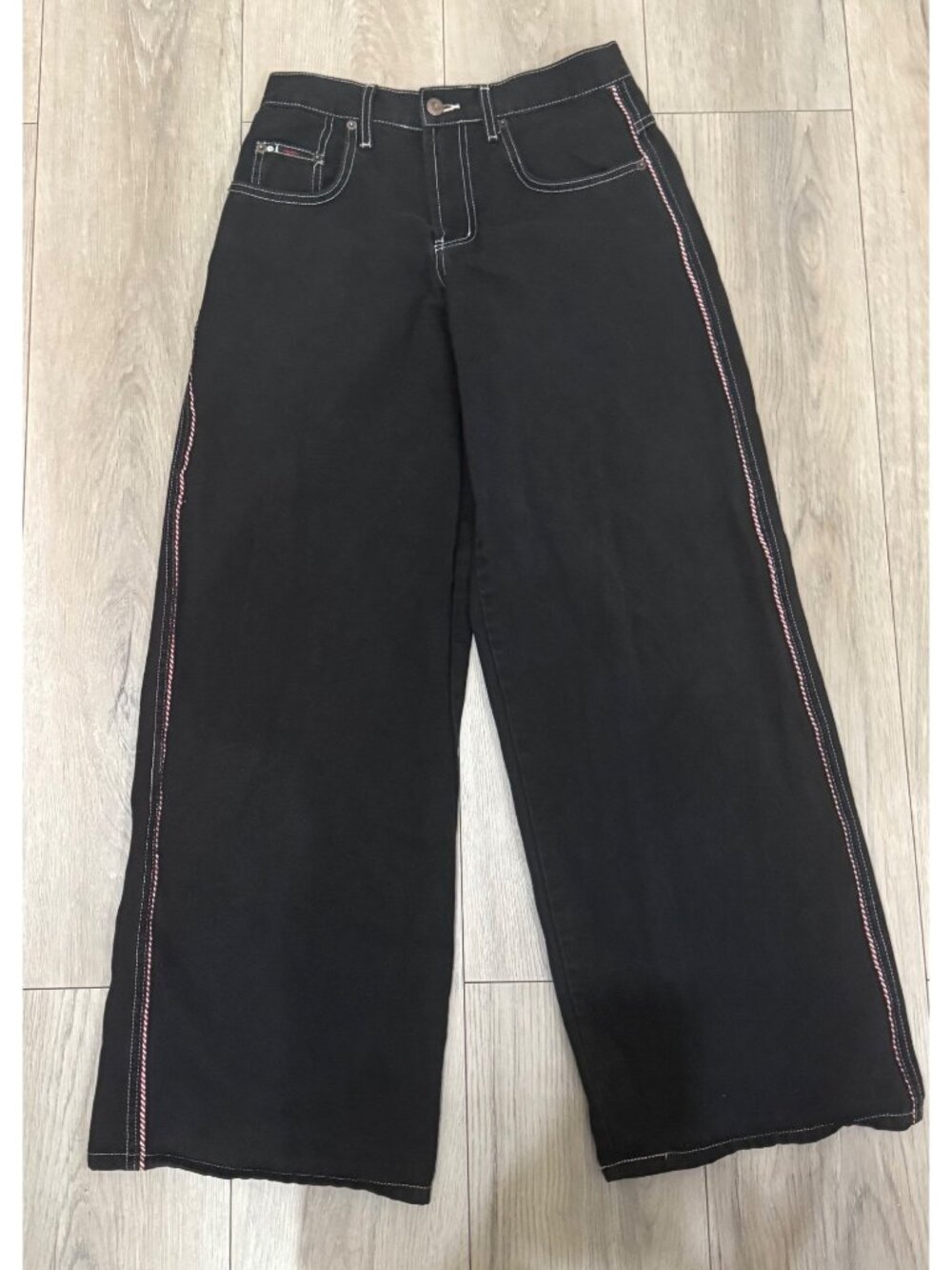 L.E.I. Wide Leg Black Denim Jeans With Embroidered Cartoon Character On Back Poc